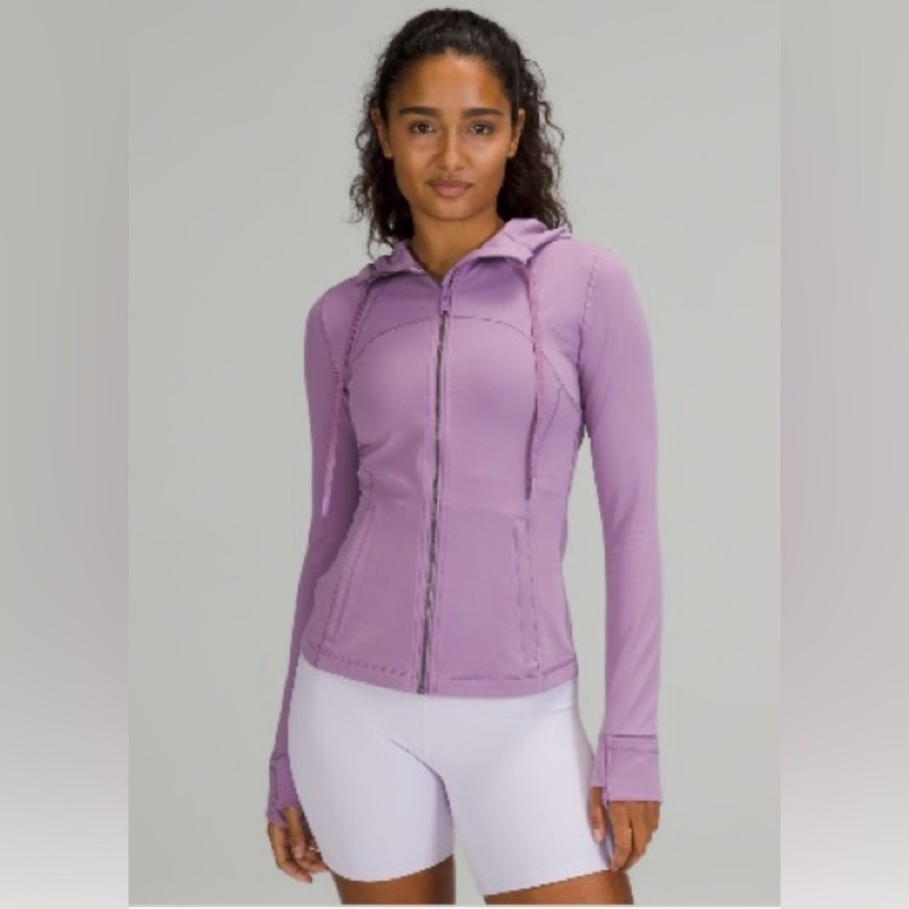 Lululemon Hooded Define Jacket *Nulu color is Wisteria Purple. Worn once